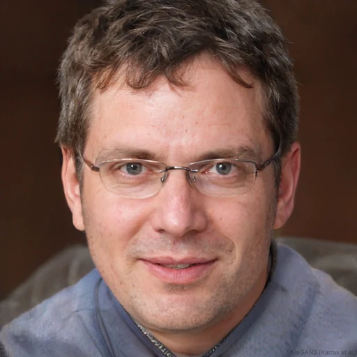 Dominik F.